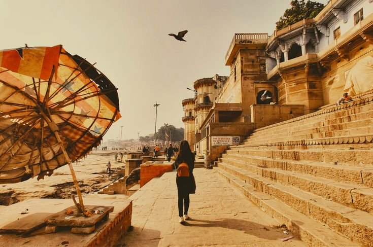 walk through old varanasi